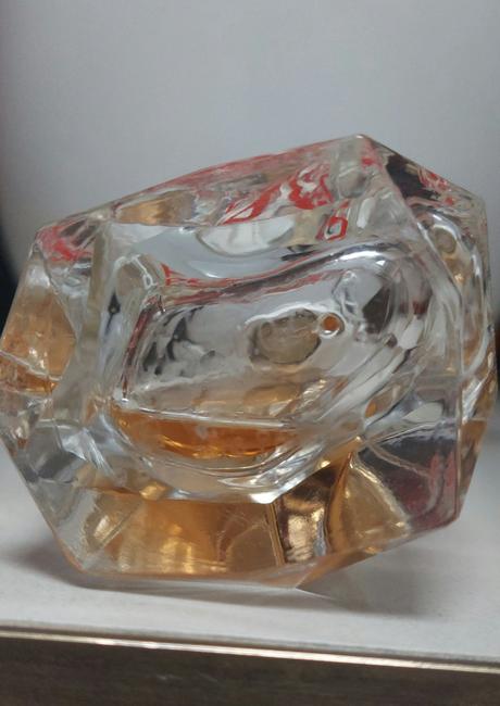 Predam original parfemy-zostatky,