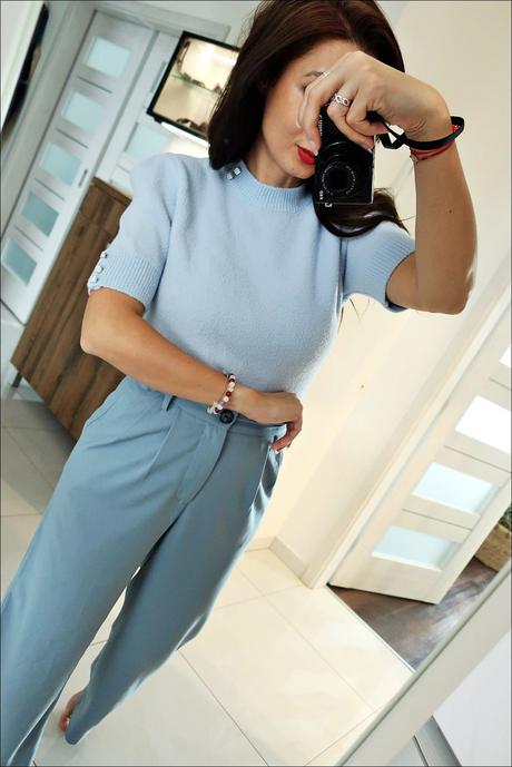 Baby blue mäkkučký svetrík, s