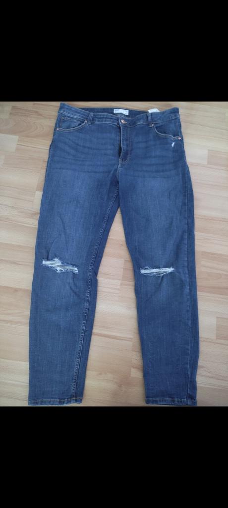 Dámske rifle, bershka,44