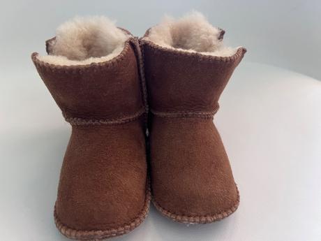 Cizmicky ugg, ugg,<17