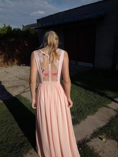 Spolocenske šaty, s