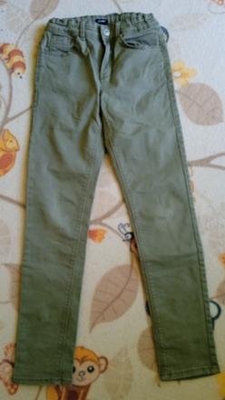 Olivové nohavice, 134