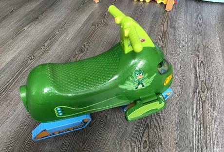 Odražadlo so zvukom vlak-drak, 