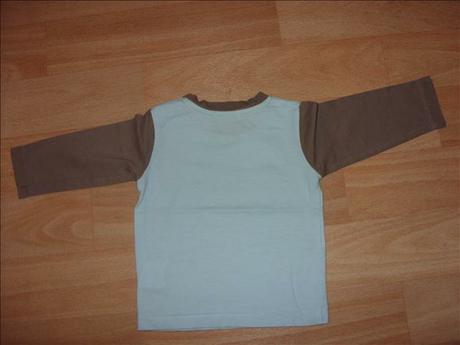 Pekné tričko s robotíkmi, in extenso,68