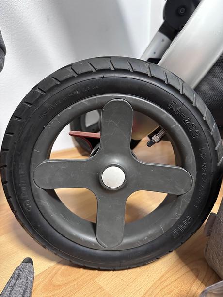 Trojkombinacia stokke, stokke,stokke trailz terrain