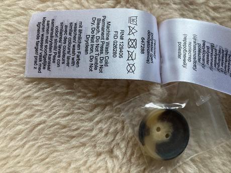 Teplý kožúšok zn.rainbow, 40