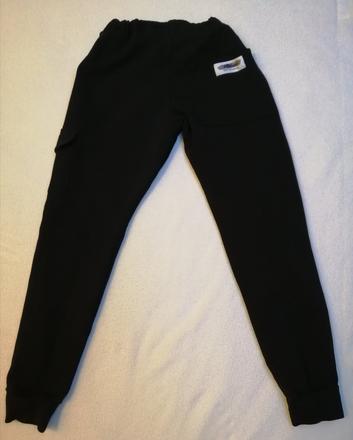 Štýlové tepláky, 140