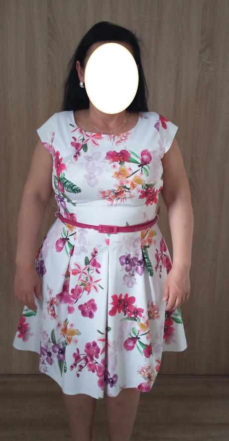 Ako nové top stav luxusný materiál veľ.l, l