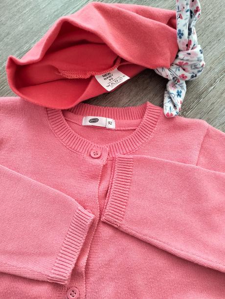 Svetrík plus čiapočka s uzlom, new baby,92