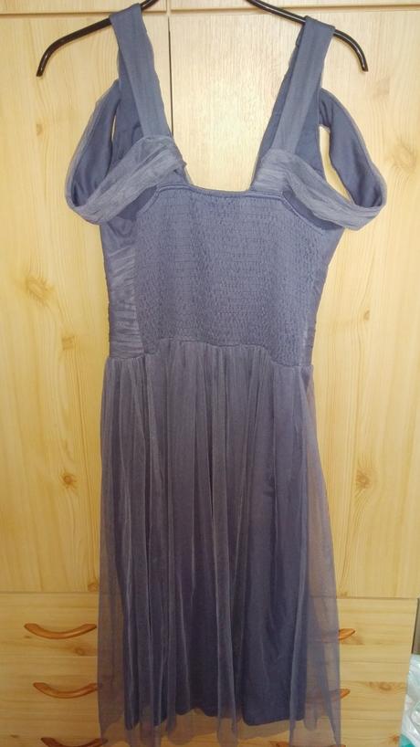 Spoločenské šaty, 44