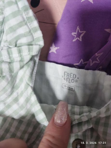 Balík oblečenia, 68–80