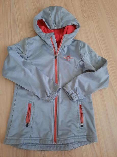 Sofshelova vetrovka 134, 134