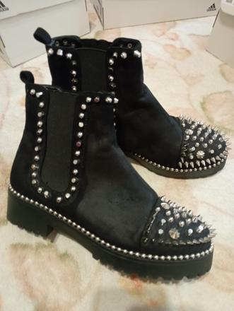 Vyvíjané prechodné boty, 39