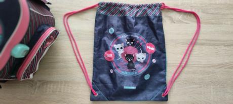 Školská aktovka + vrecúško,