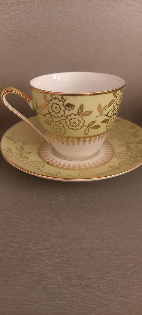 Šálky s podšálkami, 