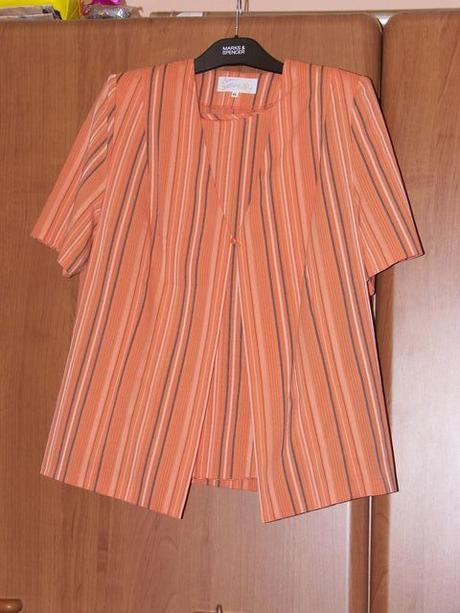 Komplet sacko,top a sukna vyborny stav, 42