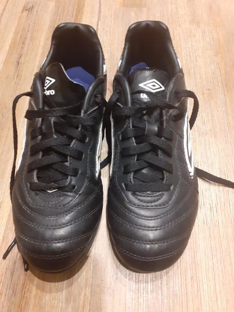 Halovky zn.umbro, umbro,38