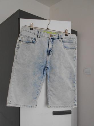 Trištvrťáky, chapter young,170