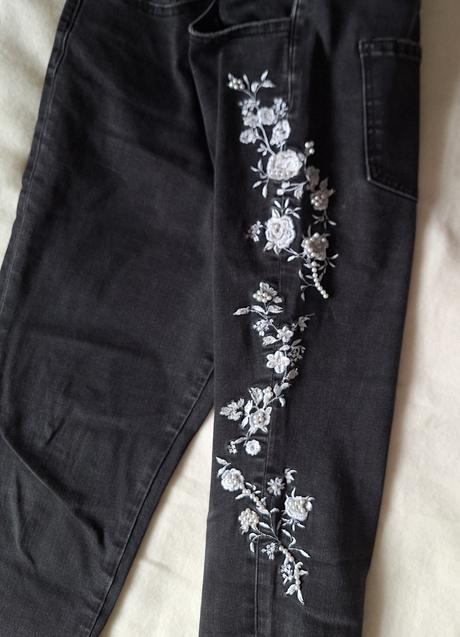 Rifle s vyšívaným detailom, mohito,m