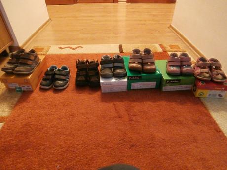 Topánky č.22,poltopánky so zapínaním na suchý zips, protetika,22