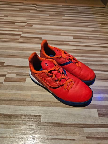 Kopacky turfove v.31 kipsta, 31