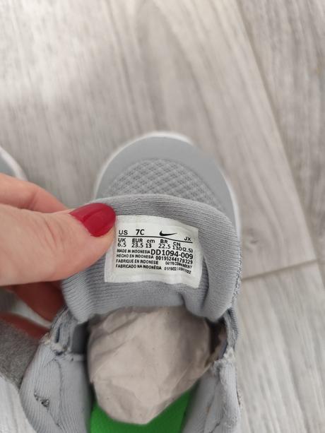 Nike tenisky, nike,23