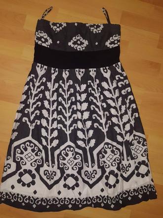 Pekne saty, atmosphere,40