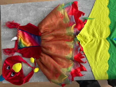 Kostym papagaj 5-6r, 