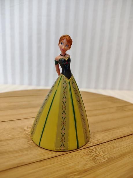 Zber retro figúrka anna frozen mod 12967 bullyland,