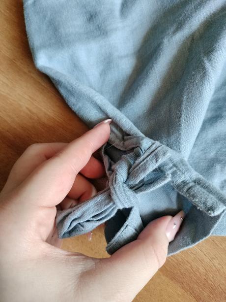 Bledomodrá dievčenská súprava, 104