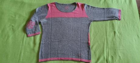 Jemný svetrík štvorlístky, s