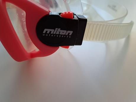 Milton okuliare s nosom potapanie,