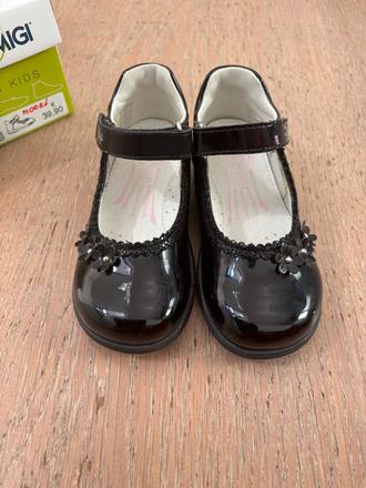 Sandalky kozene lakovane primigi vel 24 nove, primigi,24