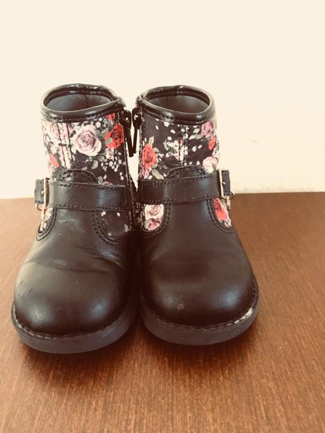 Kvietkovane kozene cizmicky, 21