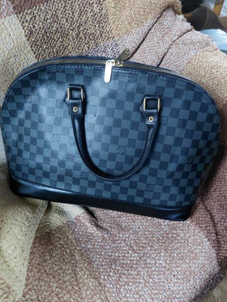 Kabelka 39x28,