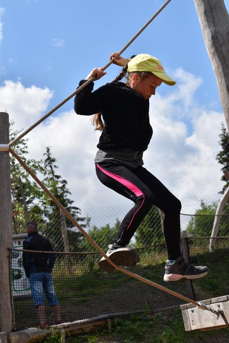 Čierne športové legínky, karrimor,128