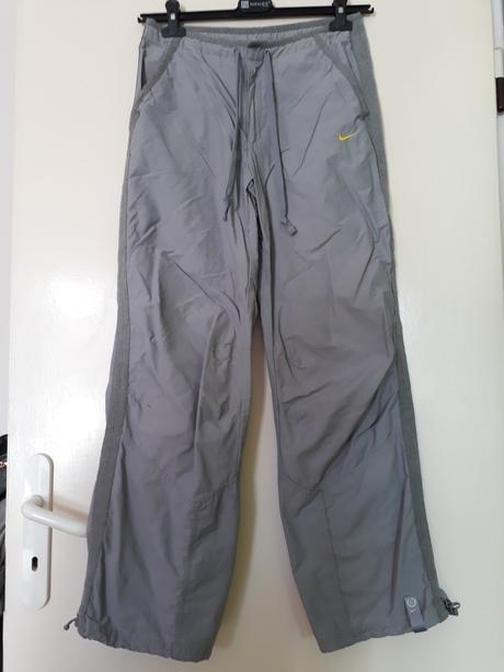 Nohavice, nike,38