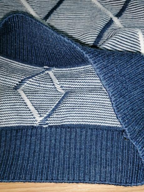 Svetrík 134/140, 140