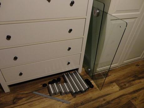 Konferenčný stôl - sklenený,