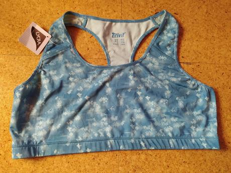 Športová podprsenka, 44