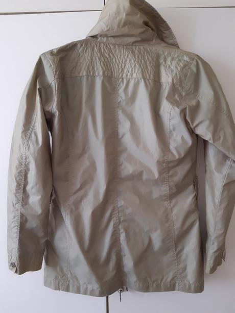 Prechodna vetrovka, c&a,m