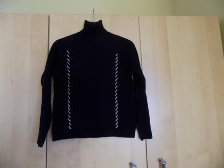 Dámsky čierny rolák č.m, m