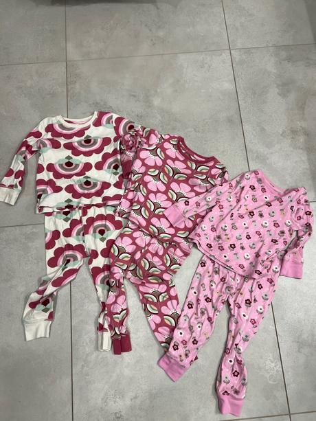 Pyžamká next č.98, next,98