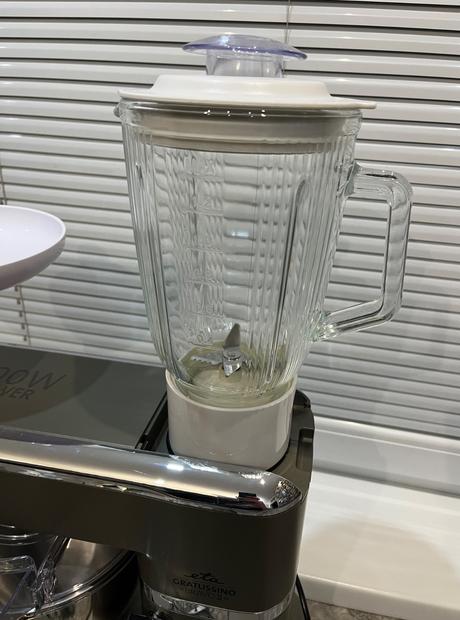 Kuchynský robot eta gratussino bravo ii 0023 90070, eta