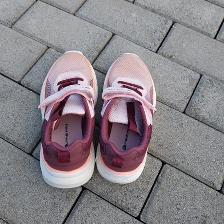 Predám tenisky, alpine pro,32