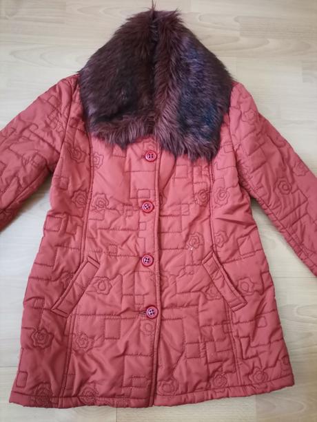 Dámsky kabát /vetrovka, 44