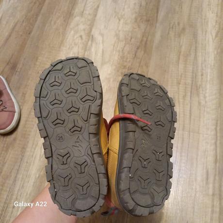 Dievčenská turistická obuv quechua, veľ. 26, quechua,26