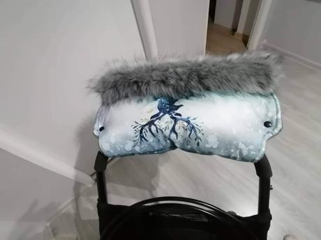 Rukavnik s kozusinou, joolz geo3