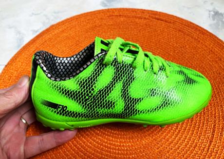 Neónkové halovky adidas 26/27, adidas,26