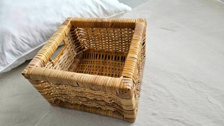 Pevný prútený košík, prírodný vzhľad, 1ks, 